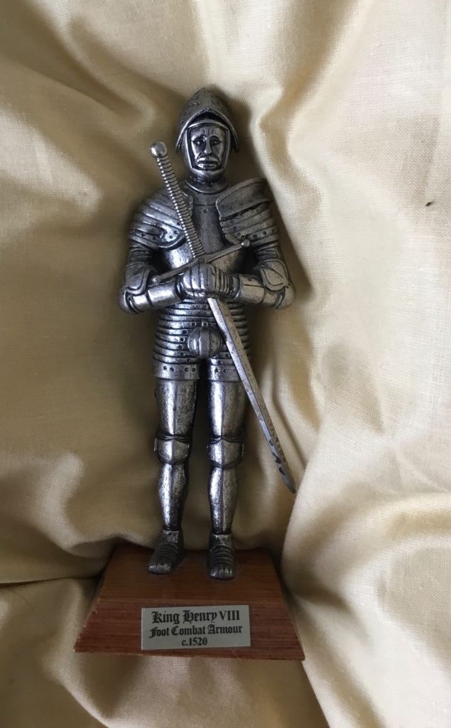 Figurine: King Henry VIII Foot Combat Armour c.1520 Pewter-like metal