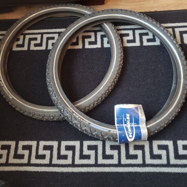 Pair of NEW Schwalbe Marathon Bike Tyres