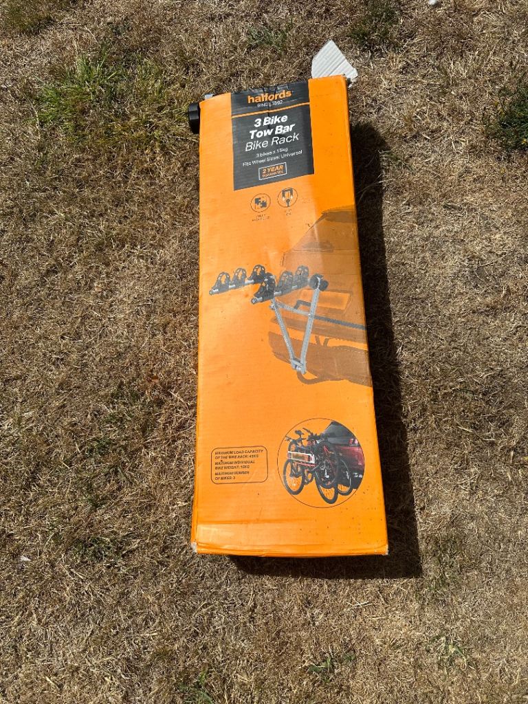 Halfords 3 Bike Tow Bar Clip On Bike Rack