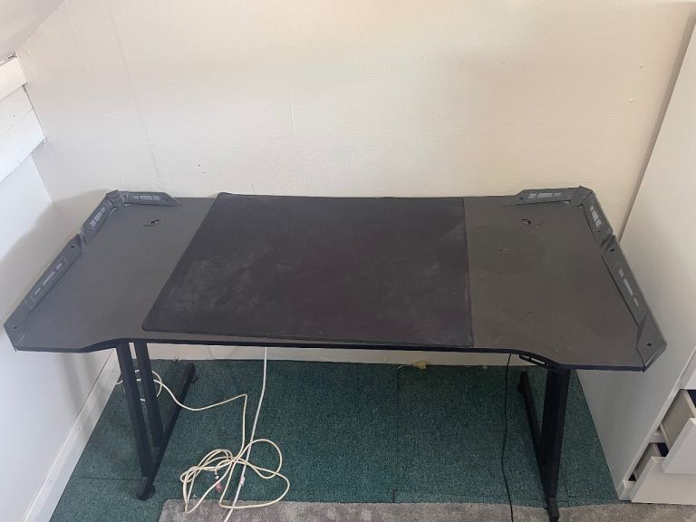 Large Black Gaming Desk - Almost New Condition