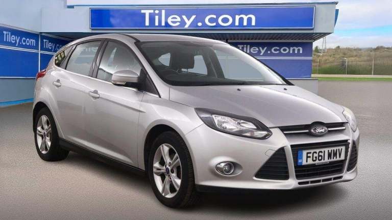 2011 Ford Focus 1.6 125 Zetec 5dr HATCHBACK PETROL Manual