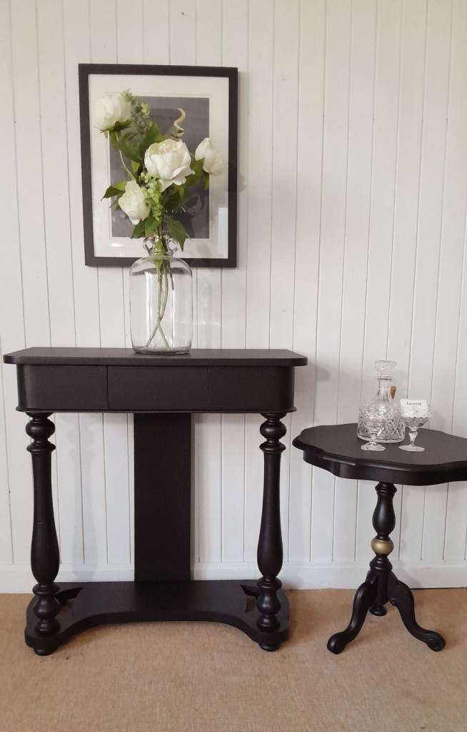 Curvy console table with drawer, vintage dressing table