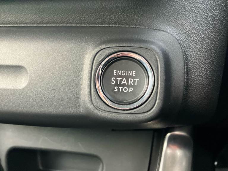 2021 Citroen C3 Aircross 1.2 PureTech 110 Shine Plus 5dr Hatchback PETROL Manual