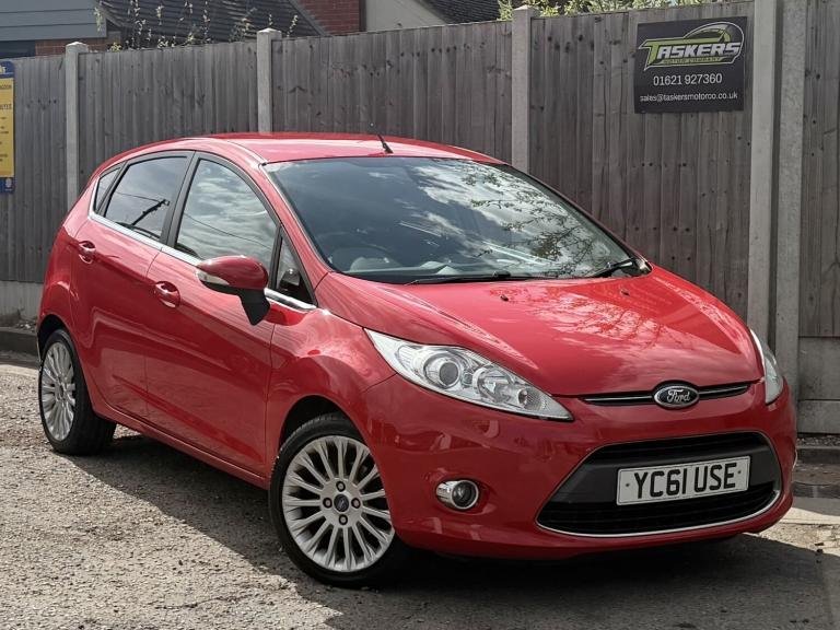 FORD FIESTA 1.4 Titanium 2012