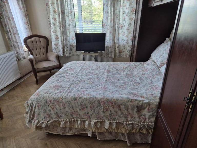 🏠 Double Room Available in Hillingdon UB10 | Close to Station | Room Available ! 🤍