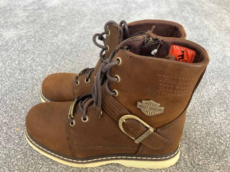 Harley Davidson bike boots ladies size 4 never worn