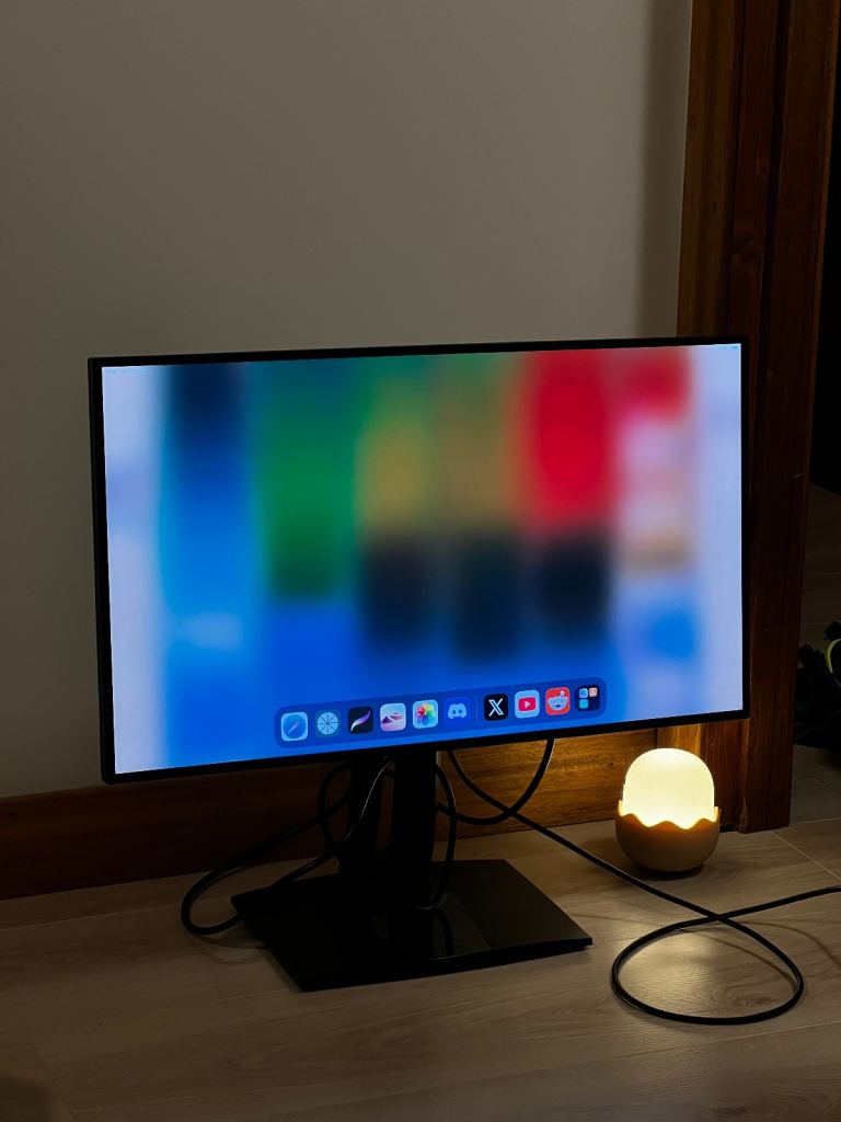 ViewSonic Colour Pro VP2768 27-inch Monitor – Black, Good Condition
