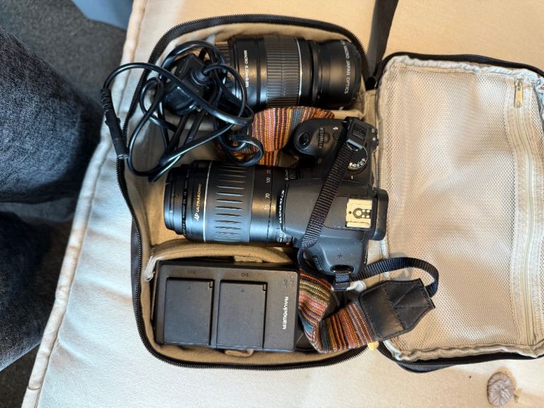 canon eos 1200D