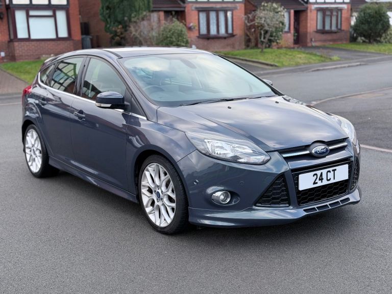 2014 Ford Focus 1.6 ST-Line Spec 5dr Hatchback Manual Massive Spec