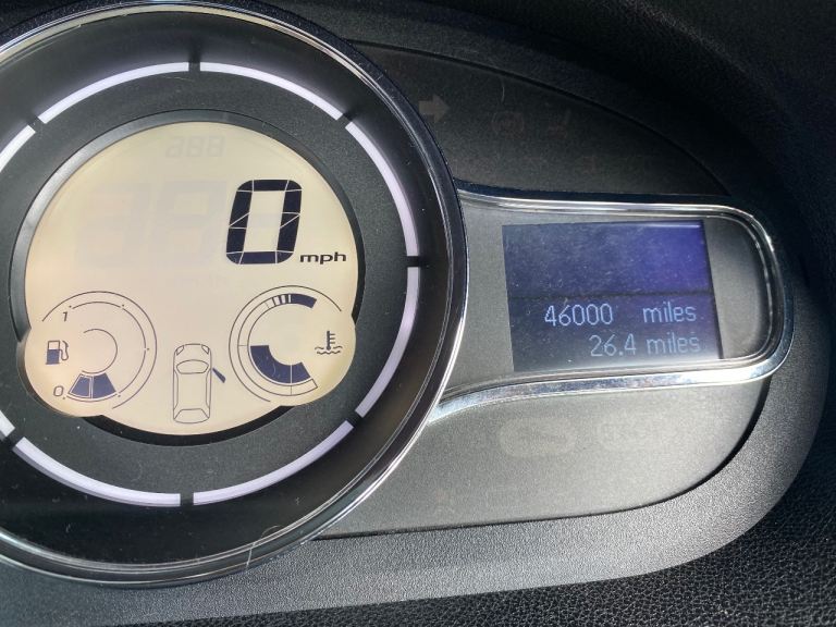 Renault, MEGANE, Convertible, 2010, Manual, 1397 (cc), 2 doors