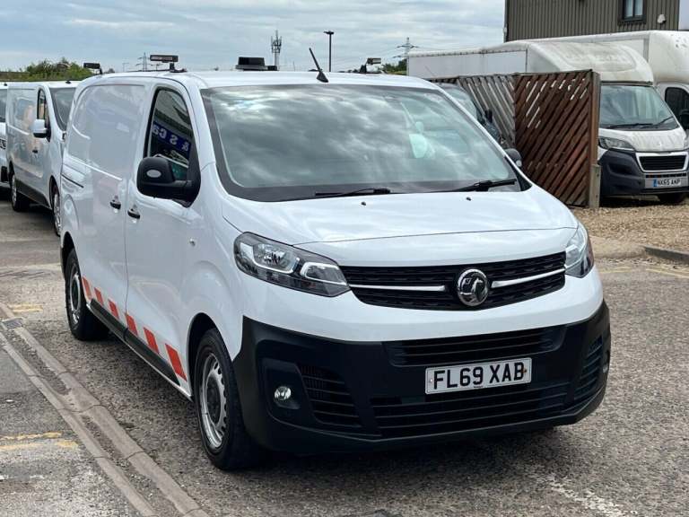 2019 Vauxhall Vivaro 1.5 Turbo D 2900 Edition Panel Van 5dr Diesel Manual L1 H1 Euro 6 (s/s) (10 ...