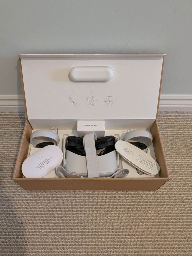 Meta Quest 2 128gb Boxed Virtual Reality Set