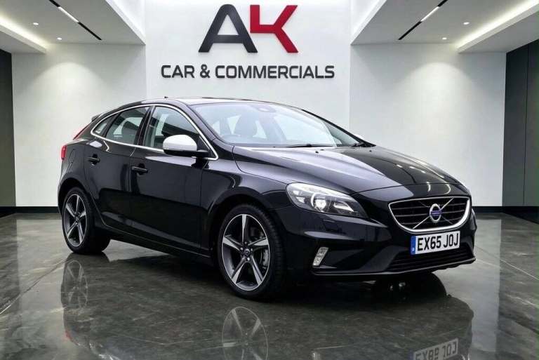2015 Volvo V40 2.0 D2 R-Design Nav Hatchback 5dr Diesel Manual Euro 6 (s/s) (120 ps) Hatchback Di...