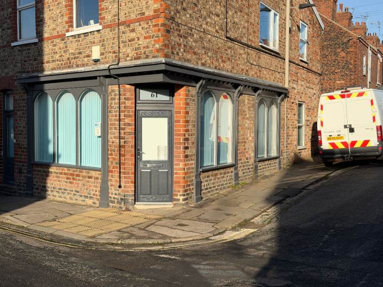 Office Space to Let – South Bank, York (Close to York Racecourse)