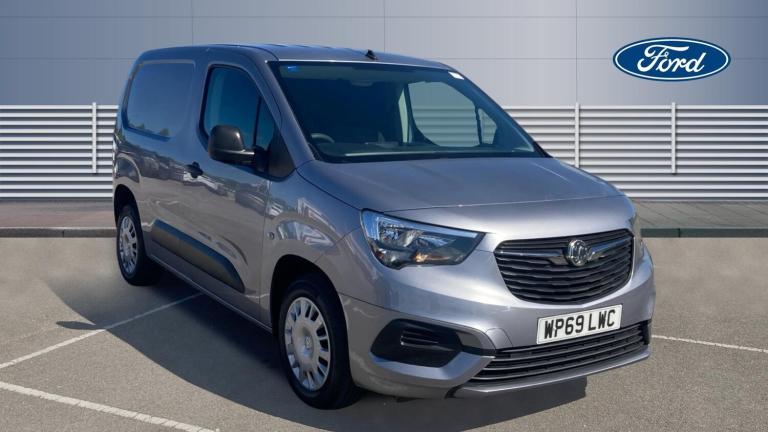 2019 Vauxhall Combo Combo L1 Diesel 2300 1.5 Turbo D 100ps H1 Sportive Van Van Diesel Manual