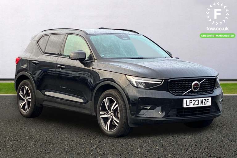 2023 Volvo XC40 2.0 B3P Plus Dark 5dr Auto Estate PETROL Automatic