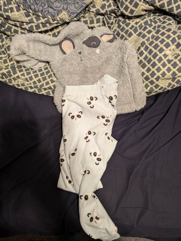 Panda pyjamas 