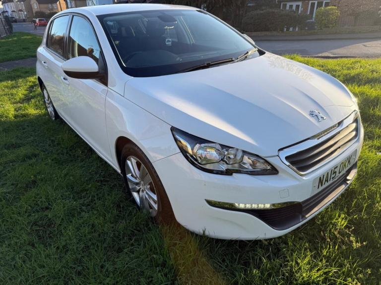 PEUGEOT 308 1.2 PureTech Active 2015