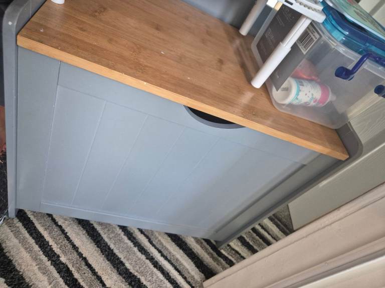 Grey Storage Box with Wooden Top – Good Condition