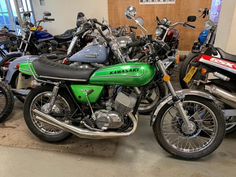 1975 Kawasaki H1F 500 CLASSIC MOTORCYCLE (UNIQUE TONY NICOSIA REPLICA PAINTWORK)