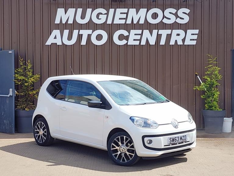 VOLKSWAGEN UP! 1.0 Groove up! 2014