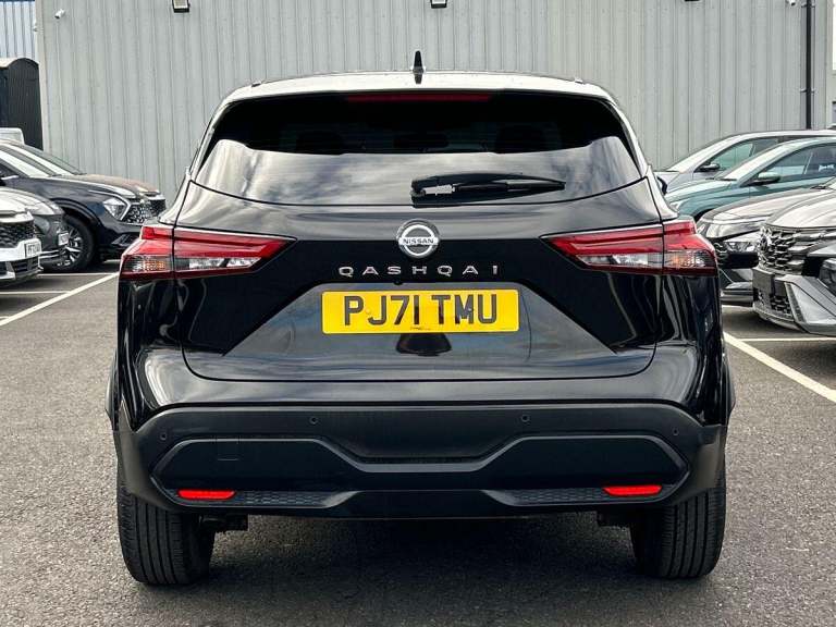 2021 Nissan Qashqai 1.3 DIG-T MHEV Acenta Premium XTRON Euro 6 (s/s) 5dr SUV PETROL Automatic