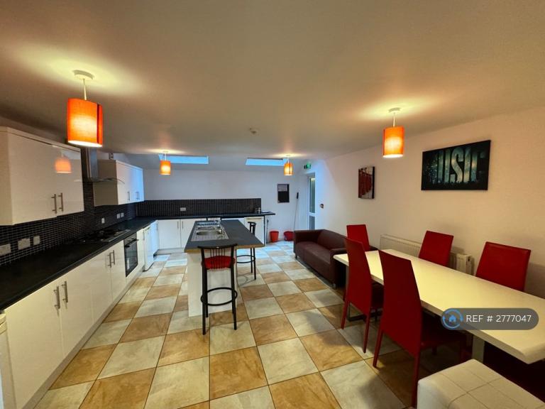 1 bedroom in Wells Court, Coventry, CV5 (#2777047)