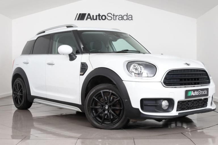 2017 MINI Countryman 2.0 Cooper D Euro 6 (s/s) 5dr HATCHBACK Diesel Manual