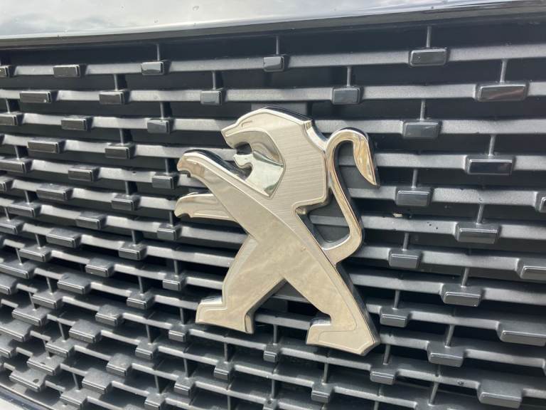 2022 Peugeot 2008 100kW Active Premium 50kWh 5dr Auto Estate ELECTRIC Automatic