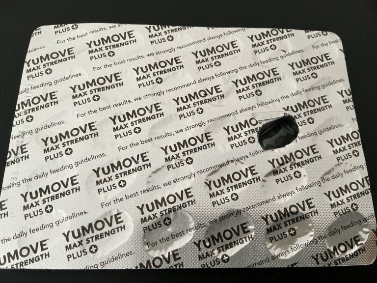 29 yumove joint  max plus strength genuine.