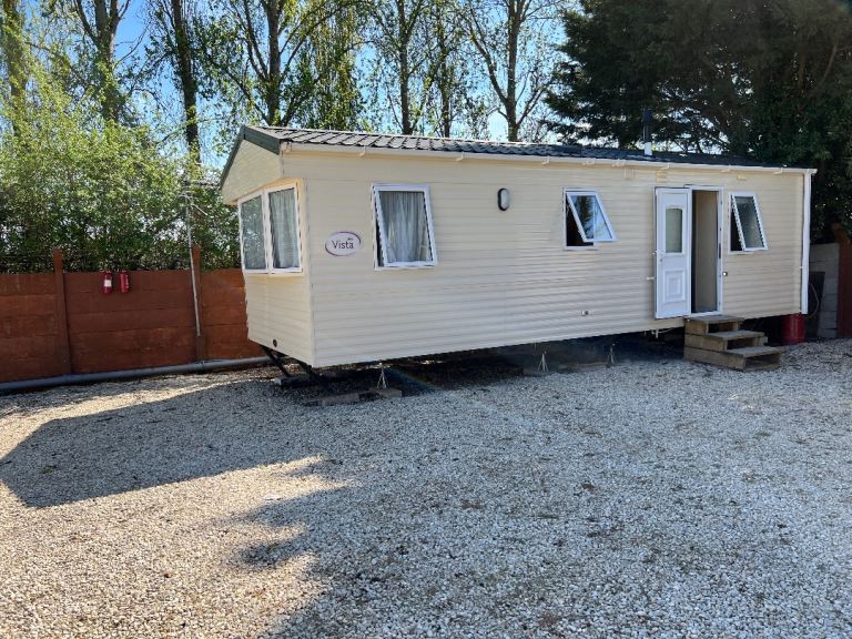 MOBILE HOME 28X10 2 Bedrooms 
