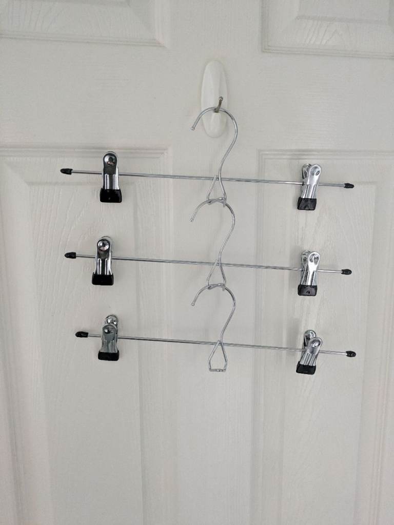 Space saving metal trousers/ skirt hangers 10 for £5 