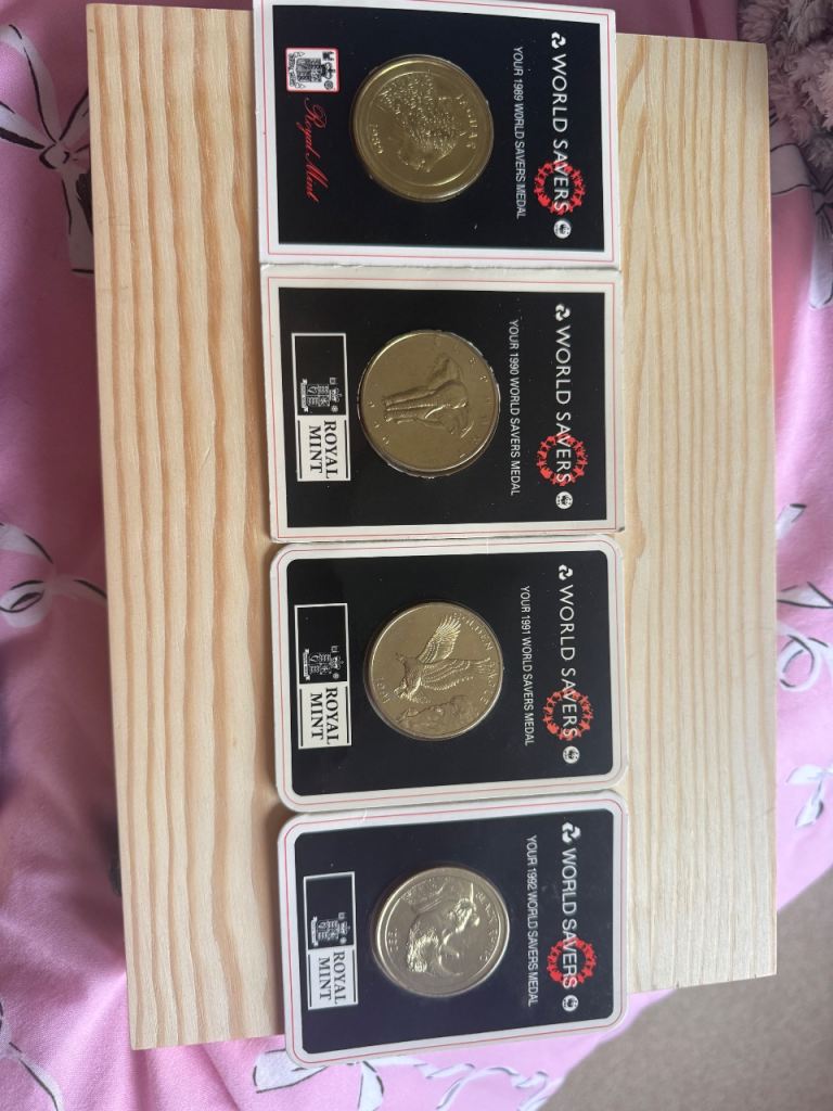 NatWest World Saver Medal Set
