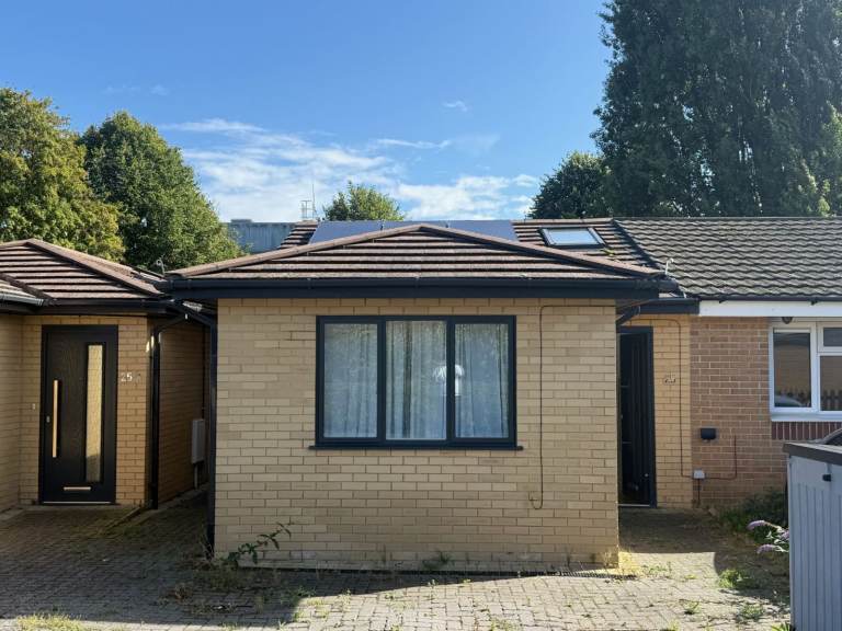 1 Bedroom Bungalow on Pickett Avenue £1550pcm 