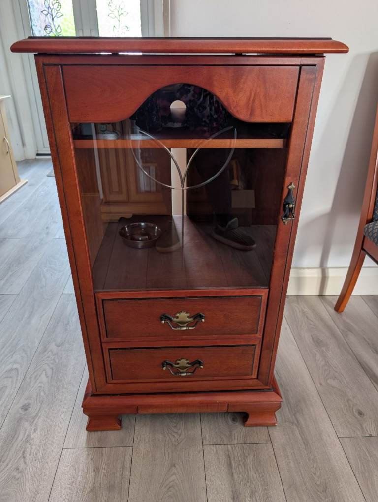 Wooden Display Cabinet with Storage – Brown, Good Condition