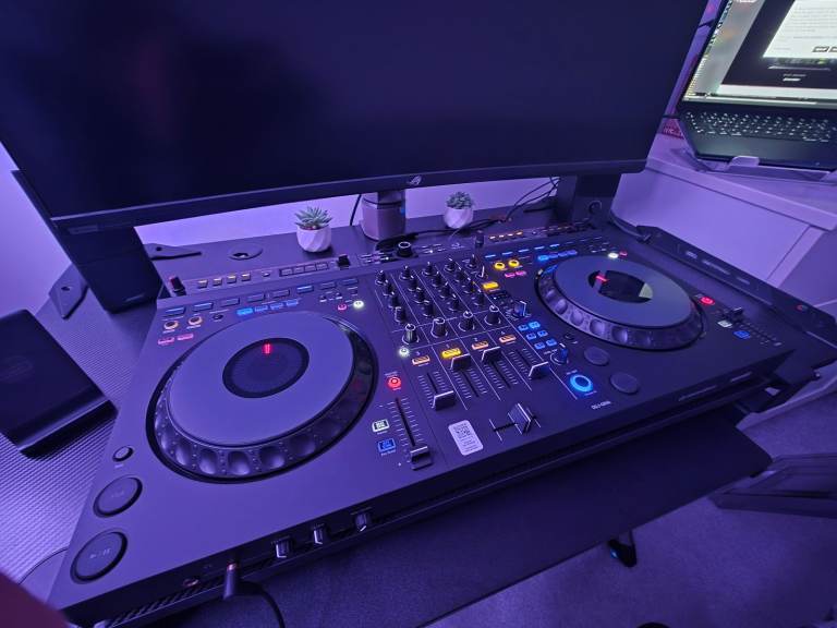 DDJ-GRV6 New Condition 