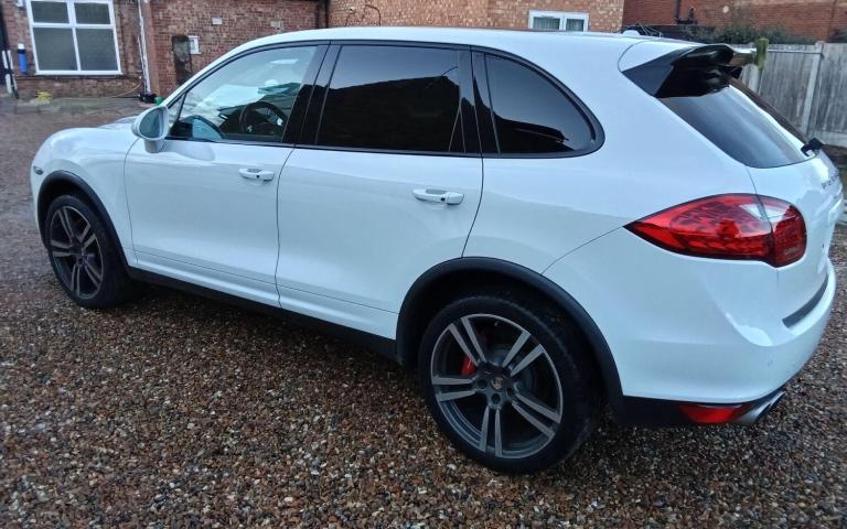  Porsche Cayenne 4.8T V8 Turbo SUV 5dr Petrol TiptronicS 4WD Euro 5 (s/s) (500 ps) Petrol Automatic