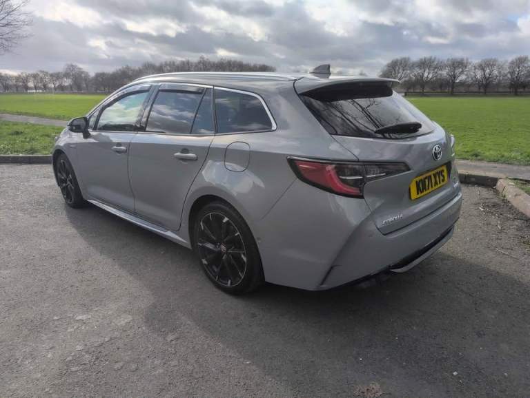 Toyota, COROLLA, Estate, 2021, Other, 1987 (cc), 5 doors