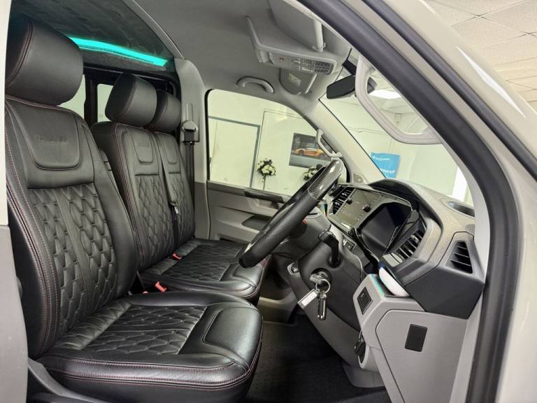 2021 Volkswagen Transporter 2.0 TDI 150 Highline Kombi Van DSG WINDOW VAN DIESEL Automatic