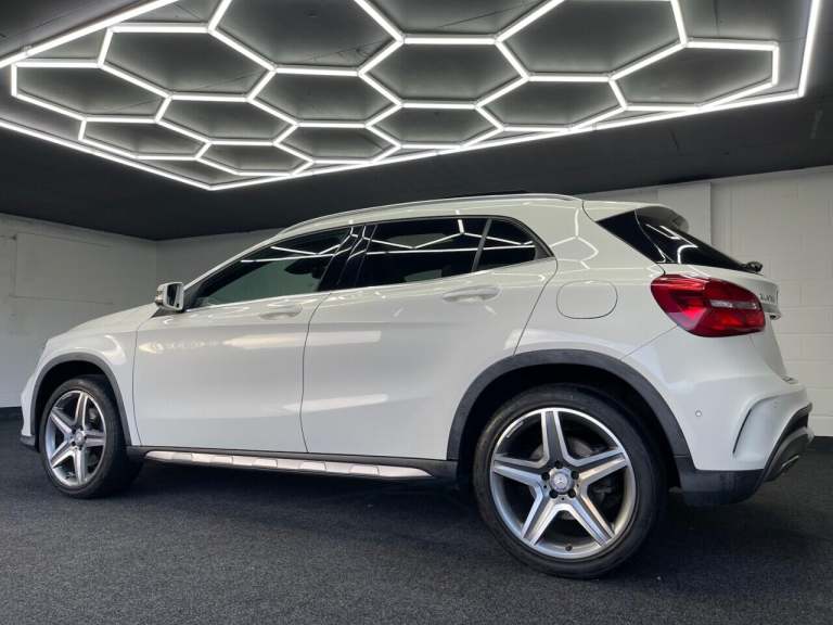2017 Mercedes-Benz GLA 2.0 GLA250 AMG Line (Premium Plus) SUV 5dr Petrol 7G-DCT 4MATIC Euro 6 (s/...