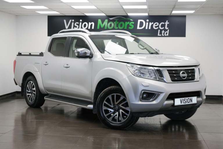 2017 Nissan Navara 2.3 dCi Tekna 4WD Euro 6 (s/s) 4dr PICK UP Diesel Manual