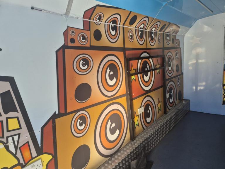 1999 Dennis DART/S-DART/LANCE 4X2 AUTO 13 TON PLAXTON BODY MOBILE YOUTH UNIT C/W SIDE AWNING NA D...