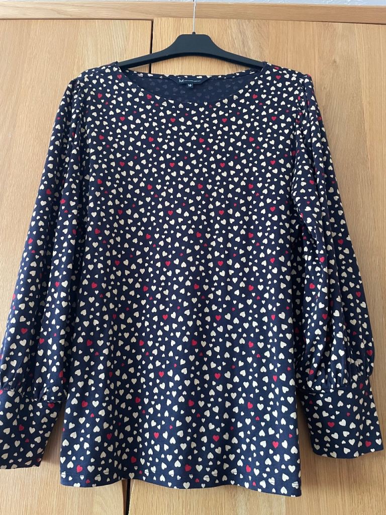 Crew clothing company heart patterned long sleeve top size 18