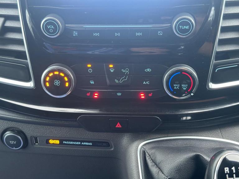 2019 Ford Transit Custom 2.0 TDCi 170ps Low Roof Sport Van PANEL VAN DIESEL Manual