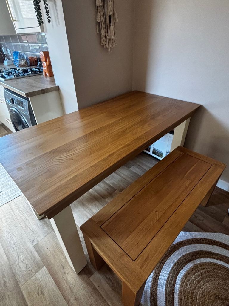 Oak Dining Table and Bench Set – Good Condition