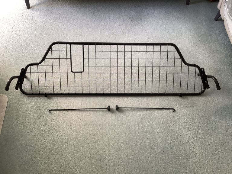 Mitsubishi Outlander Genuine Dog Guard