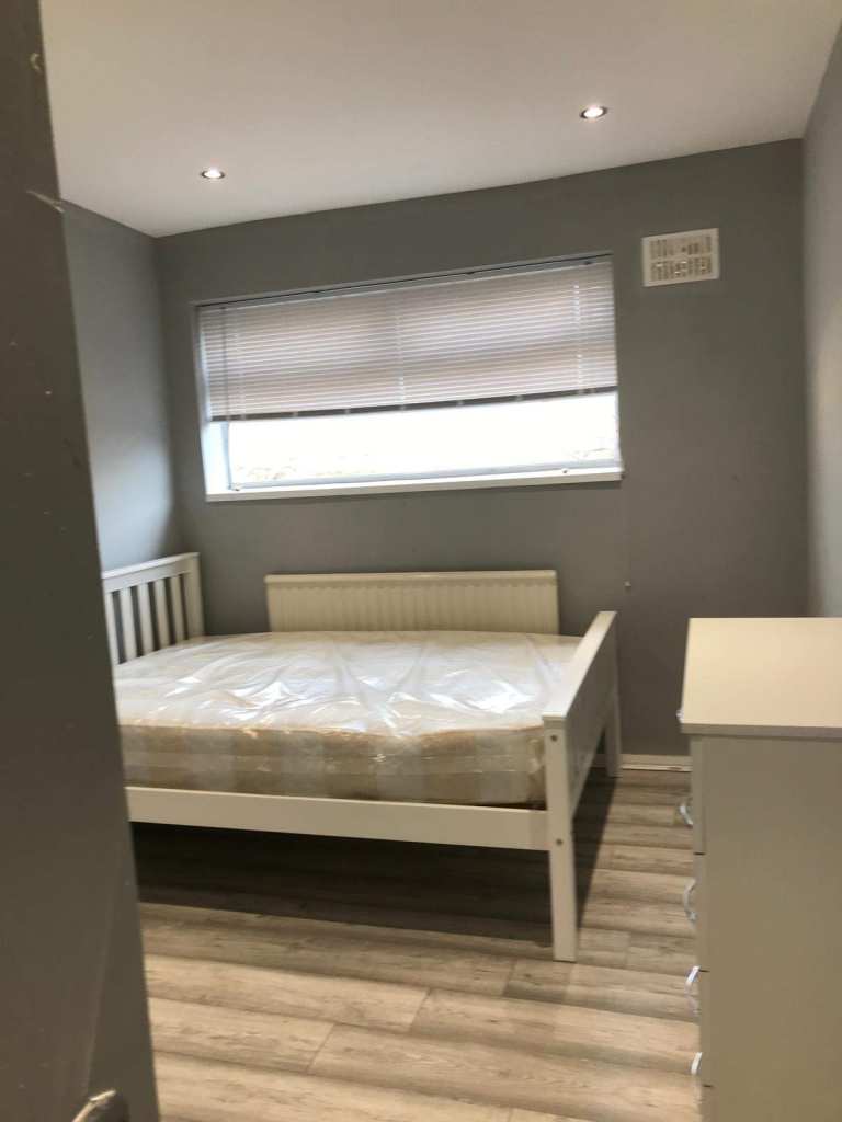 Double room for rent