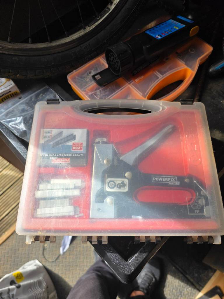 Powerfix staple gun boxed like new