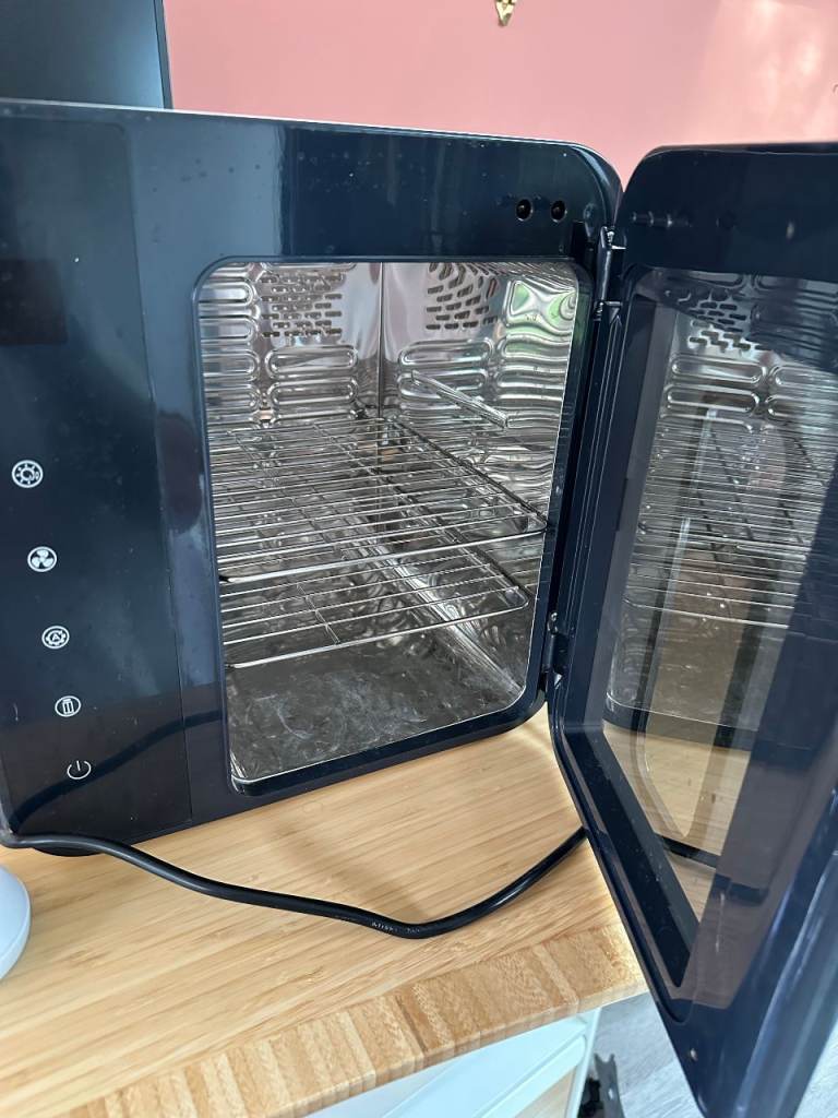 Tommee Tippee Ultra UV steriliser in great condition