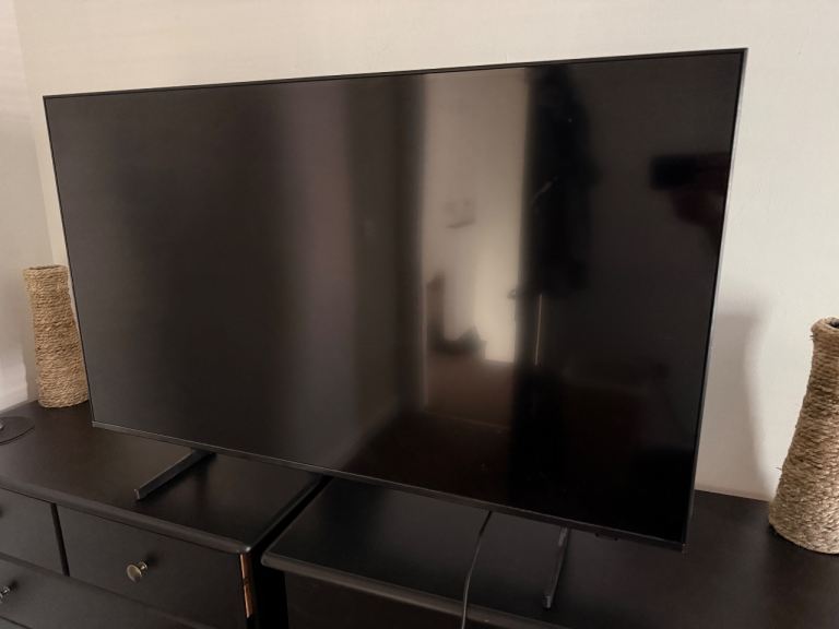 Samsung UE43DU7100 43-inch Smart TV hardly used